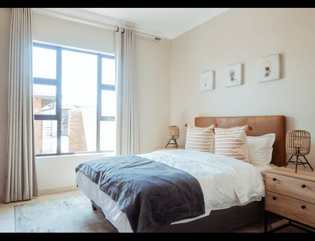 3 BEDROOM SECTIONAL TITLE FOR SALE IN SIX FOUNTAINS RESIDENTIAL ESTATE